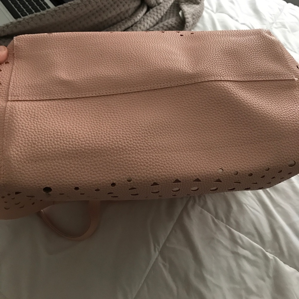 Pink purse - Picture 4 of 4
